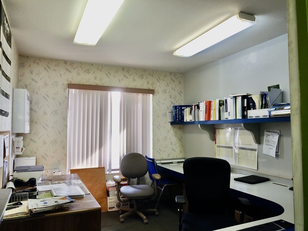 Sunstate Industrial Warehouse: 8502 Sunstate St, Tampa, FL 33634